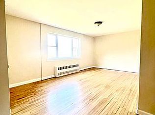 20-21 Parsons Blvd #B, Whitestone, NY 11357