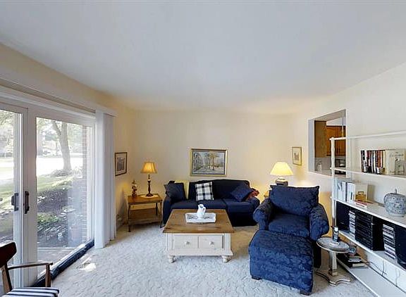 2nd image of 1030 S Fernandez Ave APT 1T