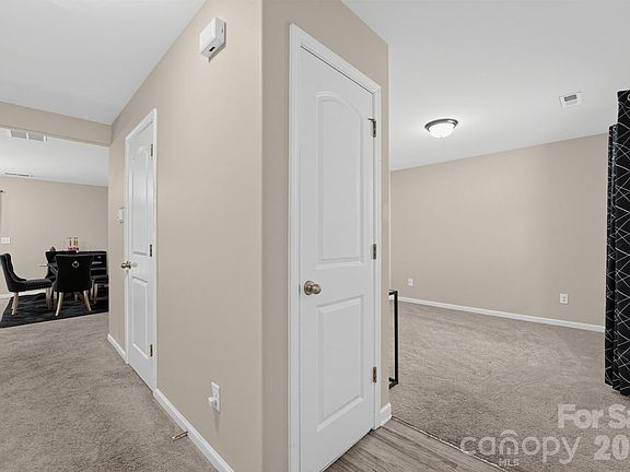 5th image of 1326 Old Still St