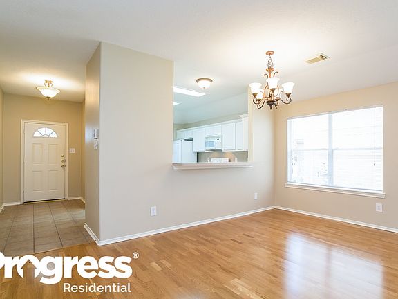 4th image of 18503 Atasca Woods Way