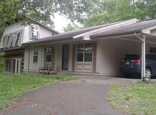 381 Fox Cemetery Rd, Sevierville, TN 37876