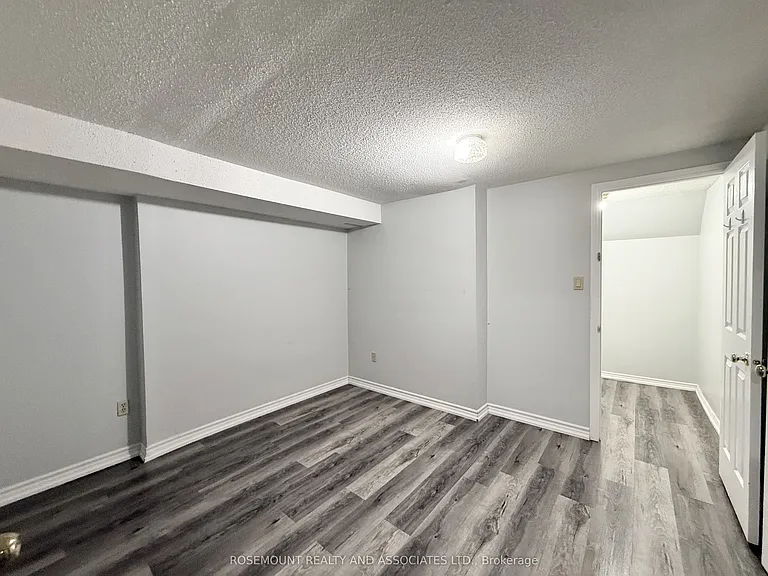 1 Dundee Cres — Photo 10