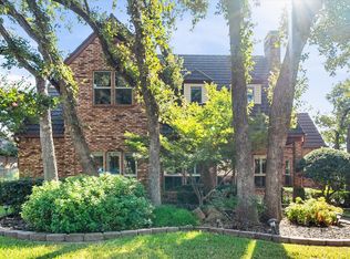 2109 Van Hook Ct, Arlington, TX 76013