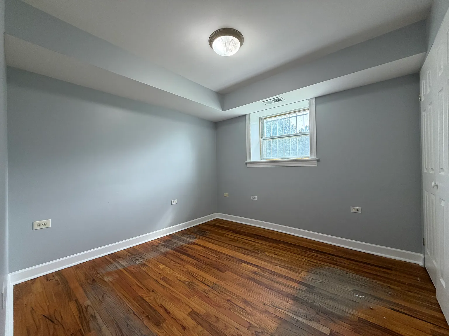 1 bed, 900 sqft, $1,850 — Photo 4
