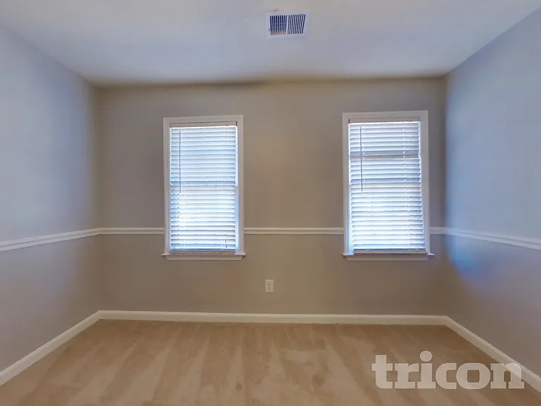 4981 Brownwood Dr — Photo 11