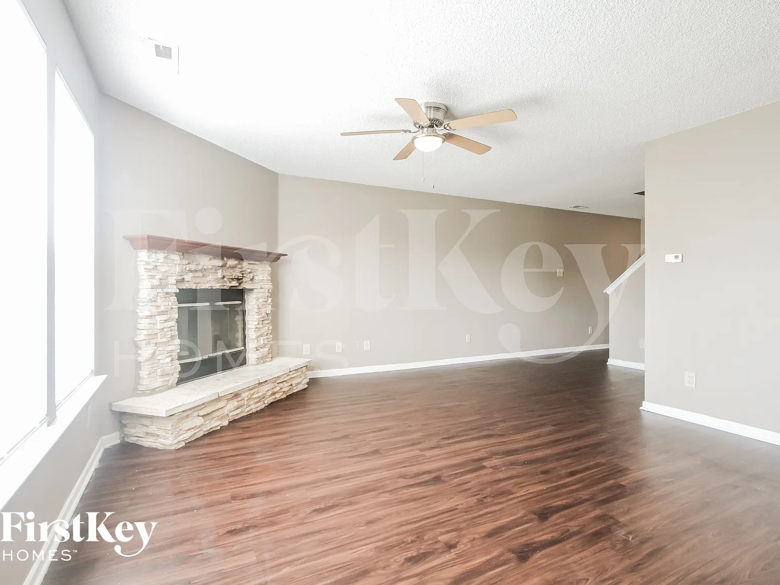 3 bed, 2.5 bath, 1588 sqft, $1,850 — Photo 4