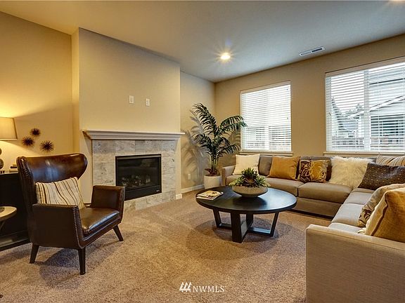 5th image of 9032 Buttercup Street SE #171