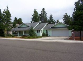 2212 Primrose Ln, Florence, OR 97439