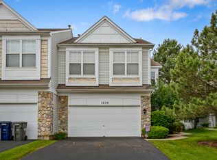 1059 Delta Dr #325E, Elgin, IL 60123