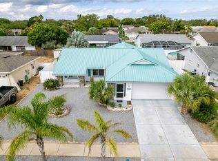 8833 Martinique Ln, Port Richey, FL 34668