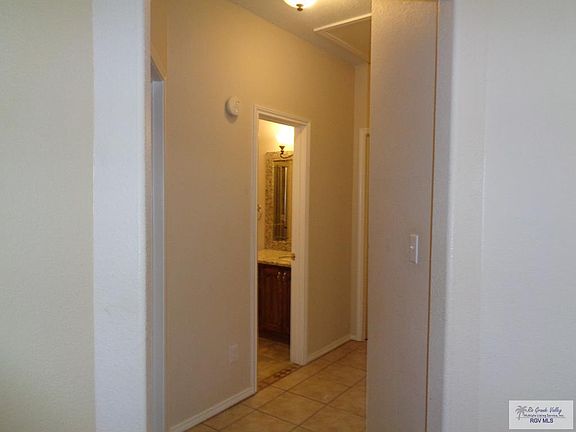 3rd image of 3494 Vineyard Dr