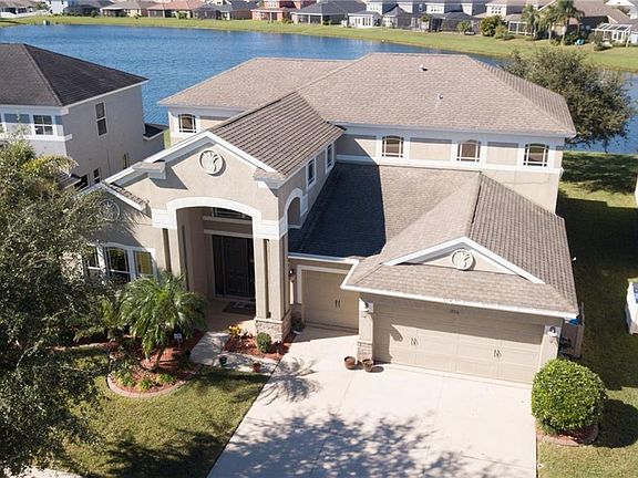 3rd image of 13716 Artesa Bell Dr
