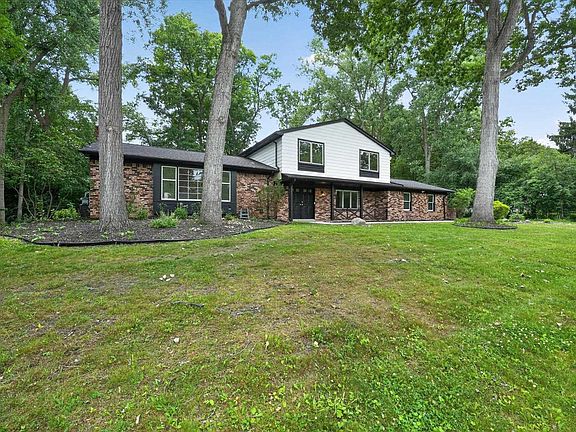 2nd image of 2049 Shore Hill Dr