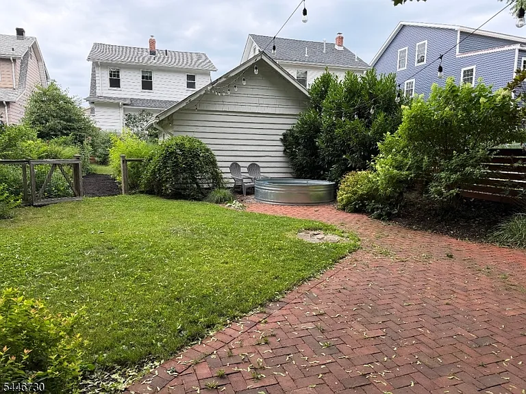 86 Jacoby St — Photo 24