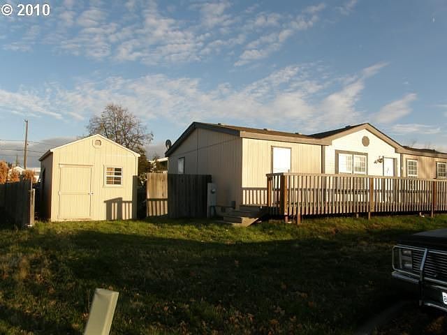 2nd image of 244 Lamb Ct