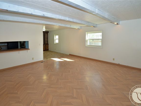3rd image of 25 Redrock Dr