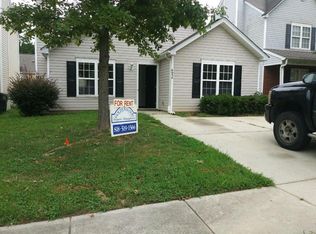 4034 Cindy Woods Ln, Charlotte, NC 28216