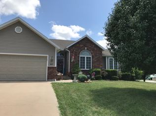 517 Valley View Dr, Frontenac, KS 66763