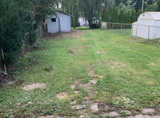 754 S 2nd St, Frankfort, IN 46041