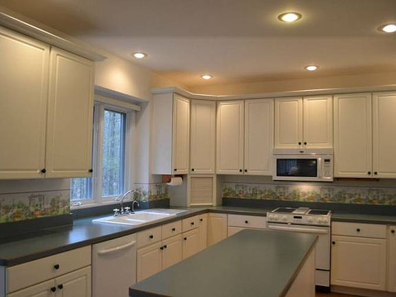4th image of 2786 N Waskevich Ln