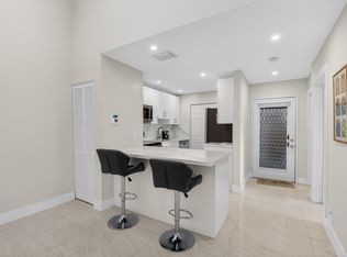 15453 Lakes Of Delray Blvd APT 204, Delray Beach, FL 33484