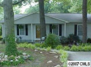 121 Green Dr, Gastonia, NC 28054