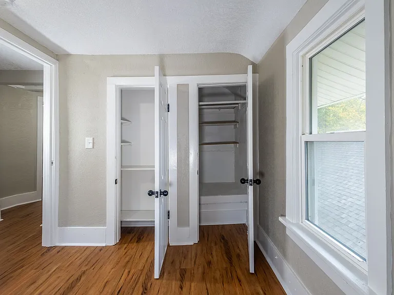 4234 Parker St — Photo 17