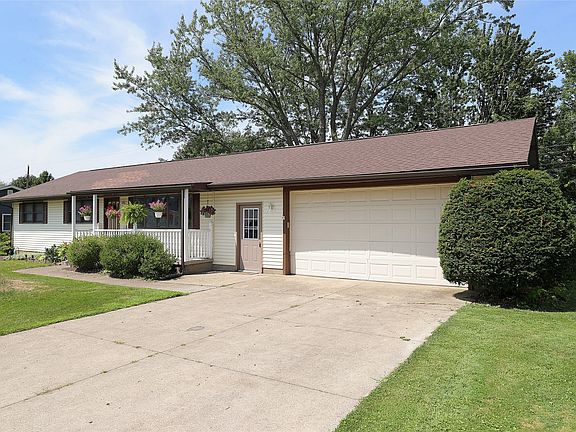 3rd image of 4550 Budd Dr