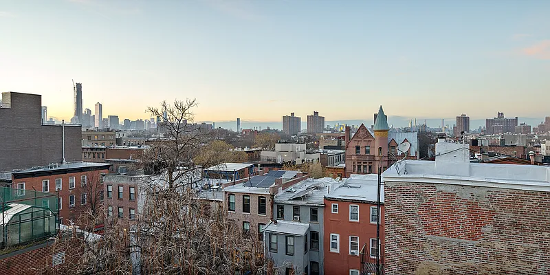 Sold by Compass | media 15