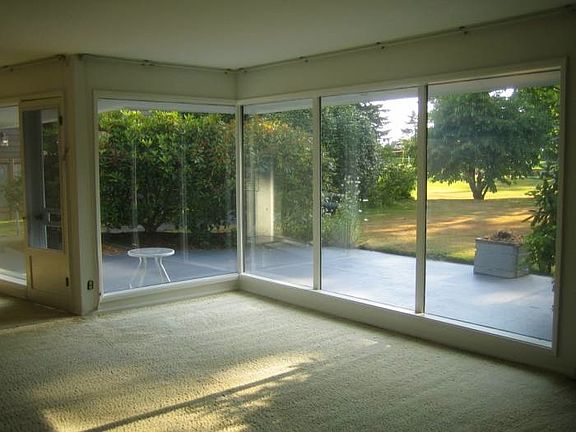 Living and dining areas