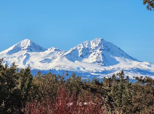 18625 Couch Market Rd, Bend, OR 97703