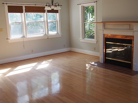 Family room- dining area