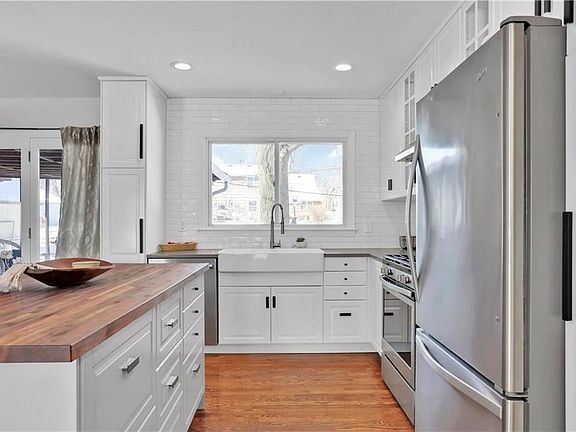 5th image of 13520 Belmead Ave