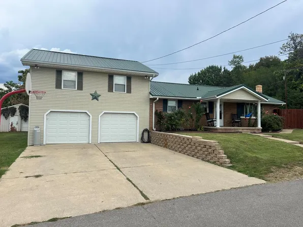 1517 7th St, West Portsmouth, OH 45663