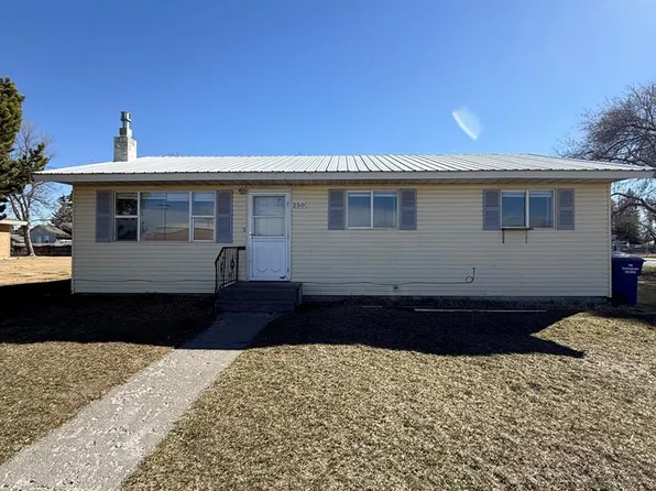 250 W 5 N, Saint Anthony, ID 83445