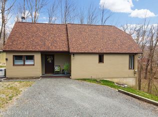 20 Round Mountain Rd, Stephentown, NY 12168