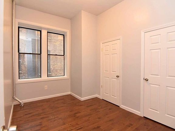 4th image of 100 Audubon Ave #15