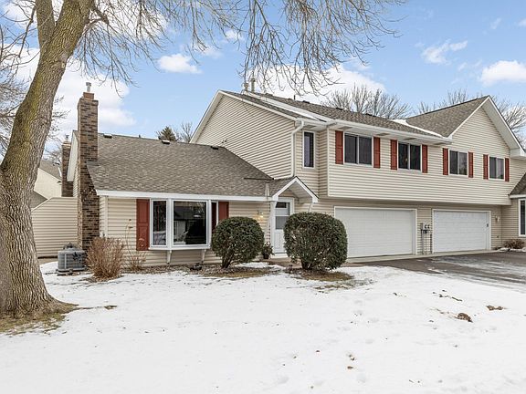 2nd image of 3628 Gershwin Ln N