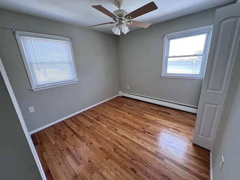 470 Livermore Ave #2 — Photo 9