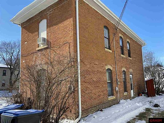 4th image of 803 & 807 N Broad St