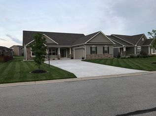 8415 94th Ct, Pleasant Prairie, WI 53158