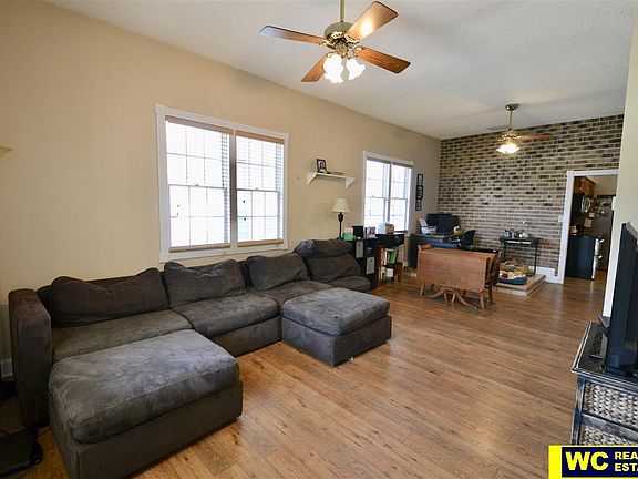 3rd image of 1704 Park St