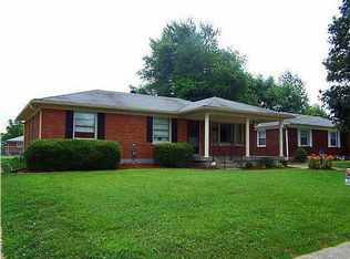 2240 Amboy Dr, Shively, KY 40216