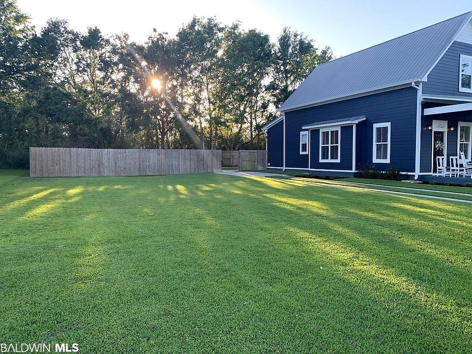 1st image of 8033 Carmel Cir