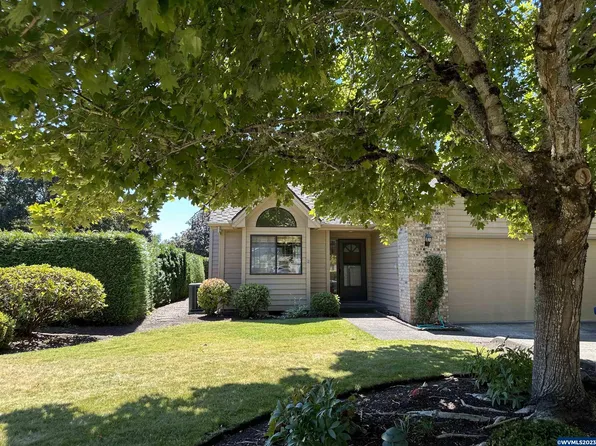 6111 Lakeshore Ct N, Keizer, OR 97303