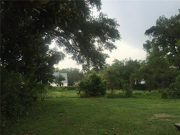 4th image of 361 Glenridge Way