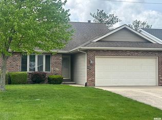 2805 Cronin Dr, Springfield, IL 62711