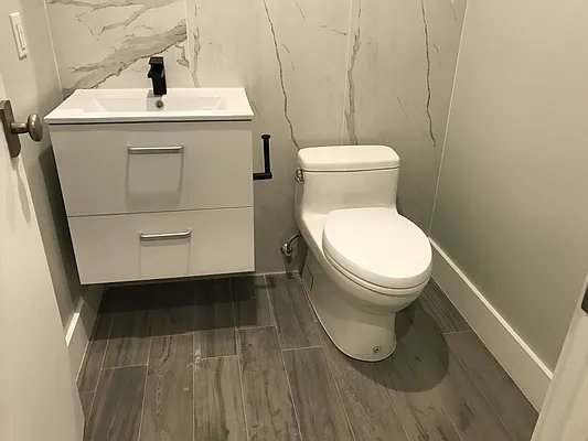 Rented by Nooklyn NYC LLC | media 45