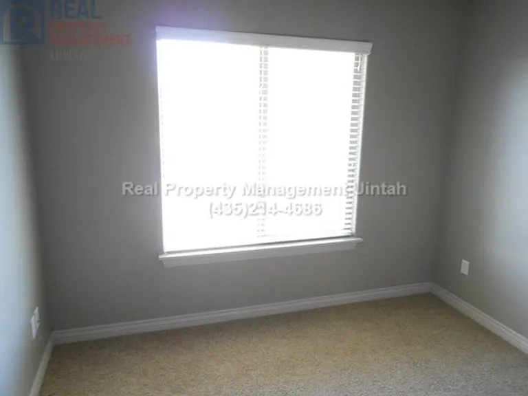 522 N 4250 W — Photo 13