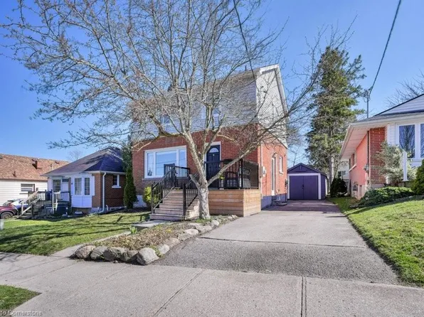 47 2nd Ave, Cambridge, ON N1S 2C2